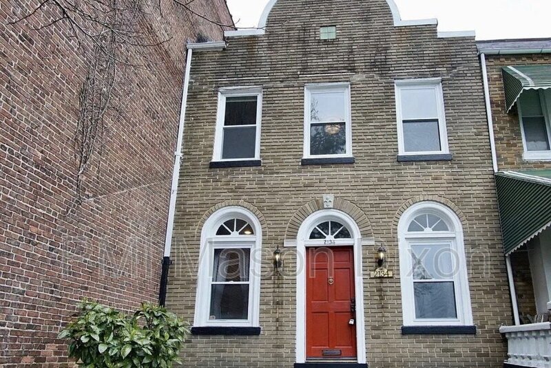 3 Bedroom Rental – 2134 Mount Royal Terrace, Baltimore, MD, 21217