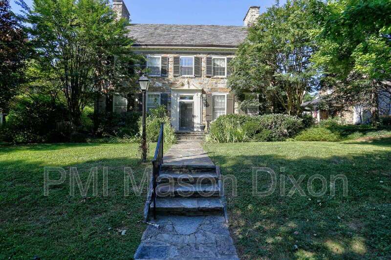 6 Bedroom Rental – 5304 Springlake Way, Baltimore, MD, 21212