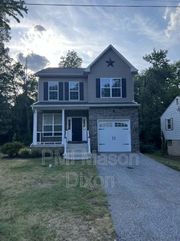 4 Bedroom Rental – 360 Baltimore Ave, Odenton, MD, 21113